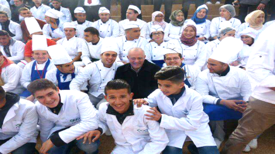 بالفيديو…والي جهة الشرق يسلم معدات مختلفة التخصصات على خريجي مراكز التكوين المهني