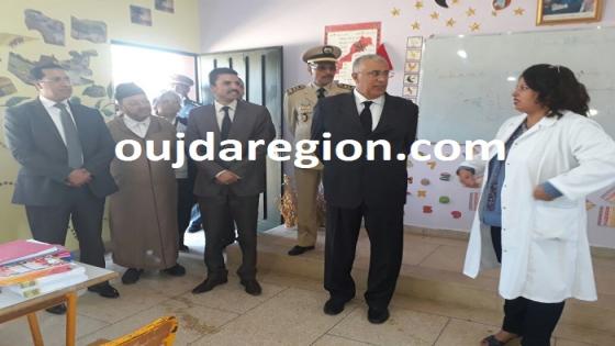 فيديو وصور..والي جهة الشرق يعطي بالحدود انطلاقة الموسم الدراسي