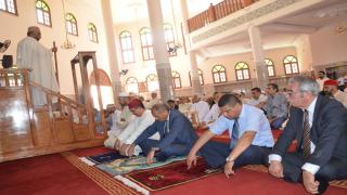 فيديو وصور..عامل اقليم بركان يدشن مسجد الكرم ويوزع مواد غذائية على القيمين الدينين