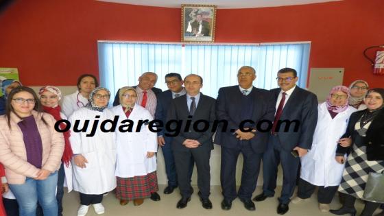 فيديو وصور..وجدة:وزير الصحة يدشن مركزا صحيا بحي الفتح ويفتتح فضاء الرنين المغناطيسي بفارابي