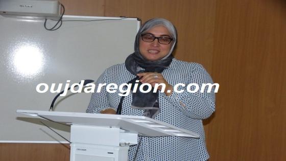 أقلام النشاز تهاجم الدكتورة العامري مندوبة الصحة بالدريوش نموذج المرأة المغربية