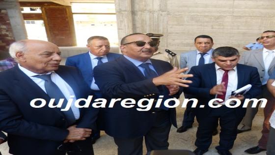 شوفوا..الوزير الأعرج غاضب من تعثر مركز الثقافة بتاوريرت