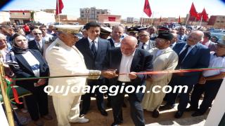 نجم العمل الخيري الحاج ادريس هوار يهدي فتيات بني درار دارا للطالبة