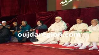 فيديو وصور..عشرات الآلاف من المريدين يحيون الليلة الكبرى بالزاوية البودشيشية