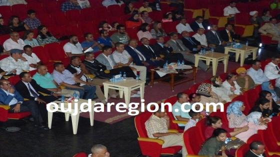 فيديو وصور…وجدة:جوق سمفونية الدرك الملكي يُحيي عيد الشباب