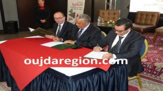 فيديو وصور..وجدة:العمران توقع اتفاقية شراكة في إطار رؤية تنمية وجدة الكبرى 2020