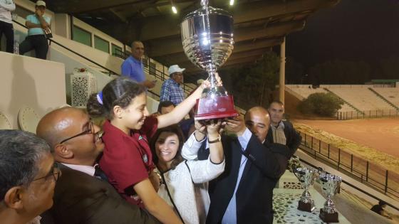 فيديو وصور..الدكتورة الطيبي تتوج الفائزين في الإقصائيات الجهوية لأبطال الحي لجهة الشرق 2017