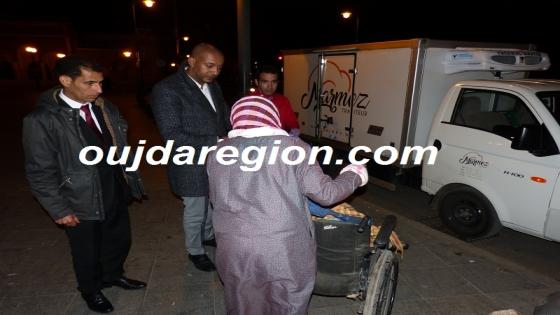 صوت وصور..جمعية مغاربة العالم ترسم البسمة على وجوه المشردين بوجدة