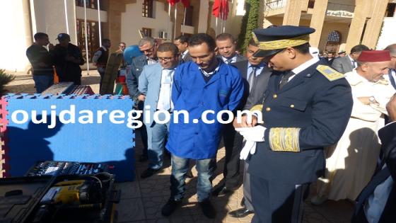 فيديو وصور..جرادة:عامل الاقليم يوزع معدات وتجهيزات لخلق فرص الشغل