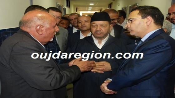 فيديو وصور..الحاج ادريس هوار يستقبل الوزير الخلفي برياض المسنين بوجدة