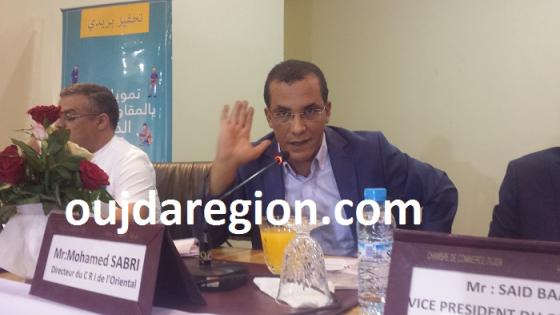 فيديو..شوفو مدير مركز الاستثمار بجهة الشرق كيف جاوب المقاولات