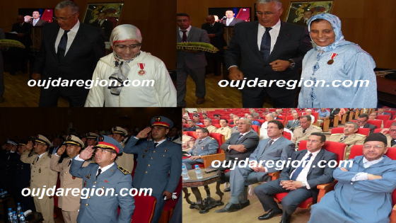 فيديو وصور..الوالي معاذ الجامعي يوشح صدور المنعم عليهم بأوسمة ملكية