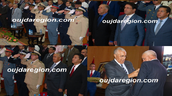 فيديو وصور..الوالي الجامعي يوشح المنعم عليهم بأوسمة ملكية ويرأس حفل الانصات لخطاب عيد العرش