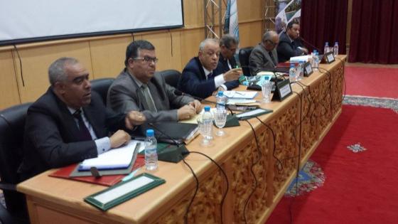 فيديو وصور…تفعيلا للتعليمات الملكية الوالي مهيدية يعقد يوما دراسيا لإغاثة الفلاحيين