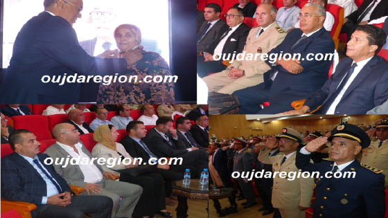 صوت وصور..والي جهة الشرق يوشح المنعم عليهم ويراس حفل الانصات للخطاب الملكي