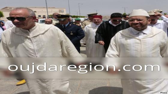 روبرتاج..والي جهة الشرق والعلامة بنحمزة يفتتحان مسجد اهل القرآن بدرب امباصو والذي شيده احد المحسنين الشباب