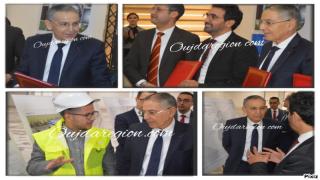 شاهد..الوالي الخطيب الهبيل يترأس توقيع اتفاقية دعم شركة كبرى للسيارات ويتفقد تقدم الاشغال بتكنوبول وجدة