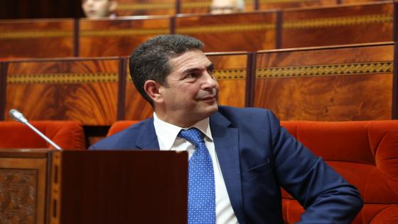 وزير التعليم يعلن استكمال “التعليم عن بعد”