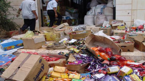 بوجدة انكاد شكون كيتستر على هادشي..شدو سلع بيريمي ومهربة والمحلات باقيين حاليين بالعلالي